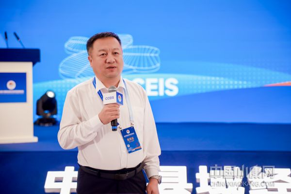 伊金霍洛旗人民政府副旗長張富春